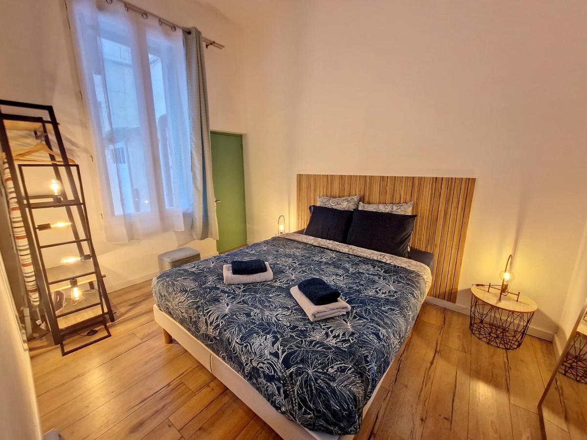 Nimes: Appartement L'Auguste Centre-Ville. Bagian luar foto